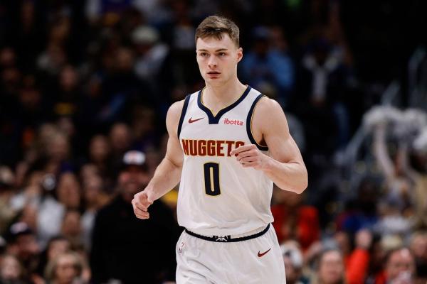 Nuggets aim to extend win streak against short-handed Blazers