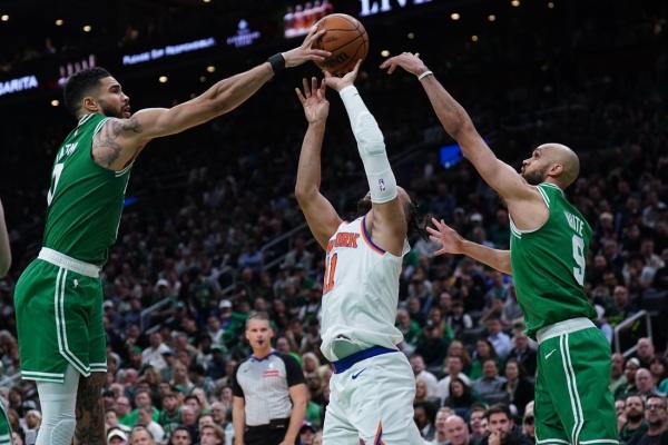 Knicks rally for another road win over Celtics, lead set 2-0