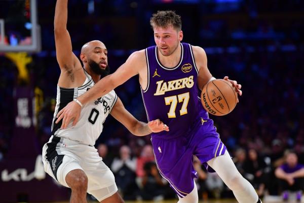 Luka Doncic, Lakers embrace challenge vs. short-handed Hawks