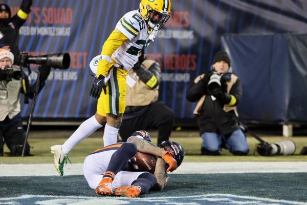 Bears rally, beat Packers in OT; Jordan Love suffers concussion