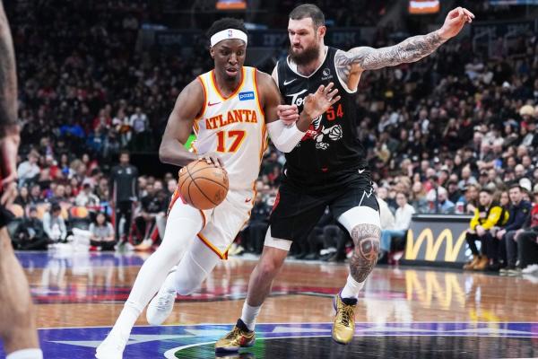 Fourth-quarter surge propels Raptors past Hawks