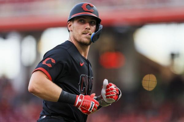 Reds pound Pirates behind Tyler Stephenson’s 5 RBIs