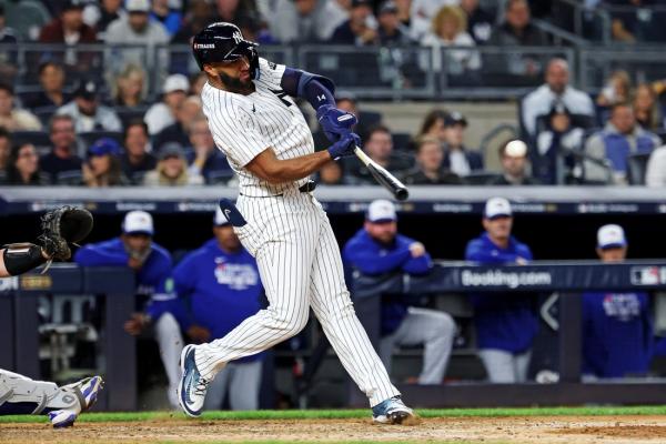 Reports: Yankees re-sign Amed Rosario to one-year, $2.5 million deal