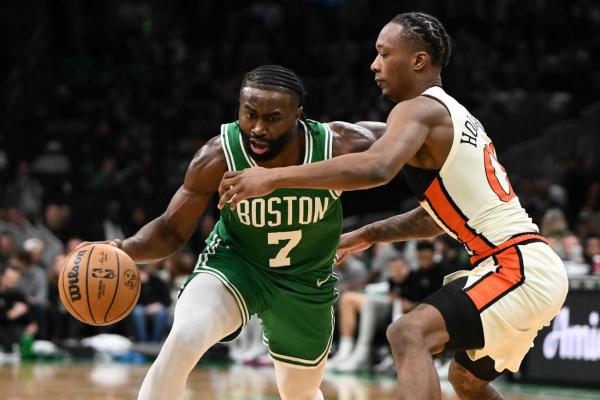 Jaylen Brown powers short-handed Celtics past Pistons