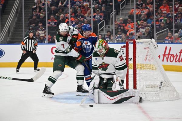 Jesper Wallstedt continues stellar run as Wild blank Oilers