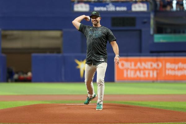 Evan Longoria set to retire as Ray next month