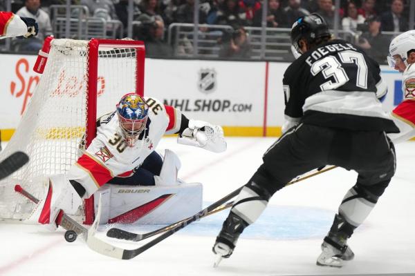 Kings score twice in third period, overtake Panthers