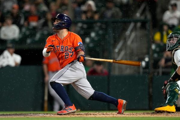 Astros snap 5-game losing streak with crucial win over A’s