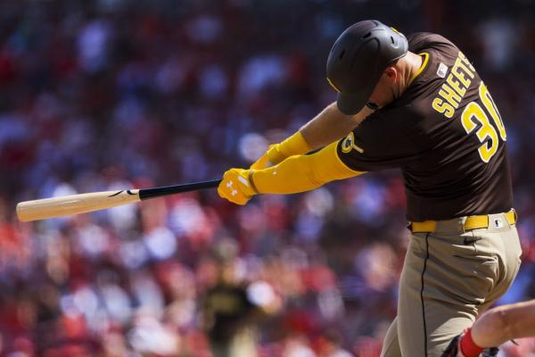 Gavin Sheets blast lifts Padres past Reds