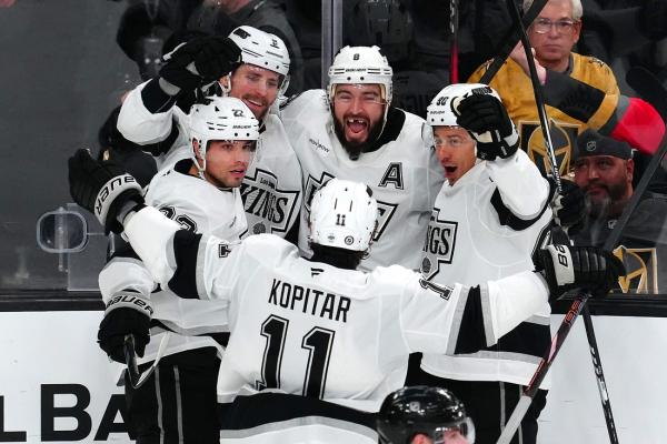 Surging Kings, Islanders battle for playoff position