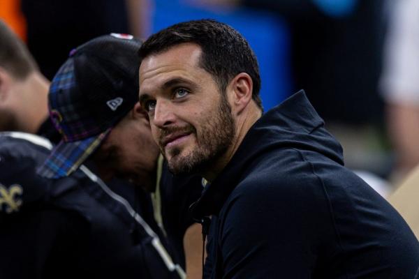 Saints QB Derek Carr (oblique) formally inactive vs. Broncos thumbnail