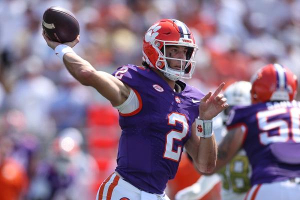 Aidan Birr boots 55-yard FG as Georgia Tech upsets No. 12 Clemson