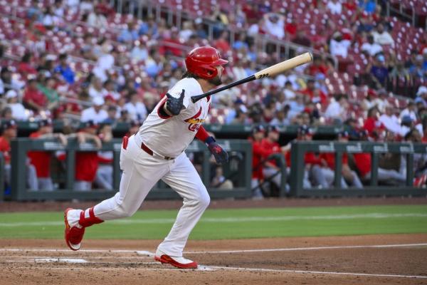 Miles Mikolas pitches Cardinals past Nationals