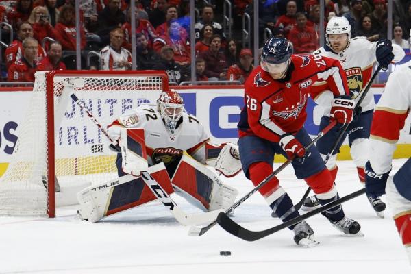 Alex Ovechkin inches closer to history as Caps double up Panthers