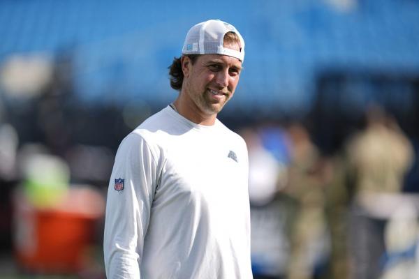 Reports: Panthers WR Adam Thielen headed to IR