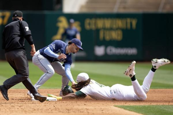 A’s shut down Rays to salvage four-game split