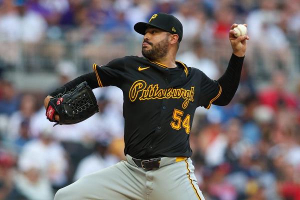 Padres trade for Pirates LHP Martin Perez thumbnail