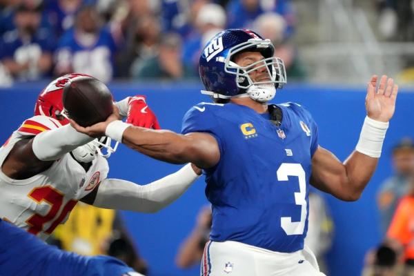 Giants plot QB change? Brian Daboll ‘evaluating everything’