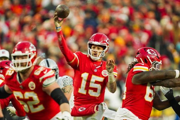 Kings of the close call: Chiefs look to squeak out another win vs. Chargers