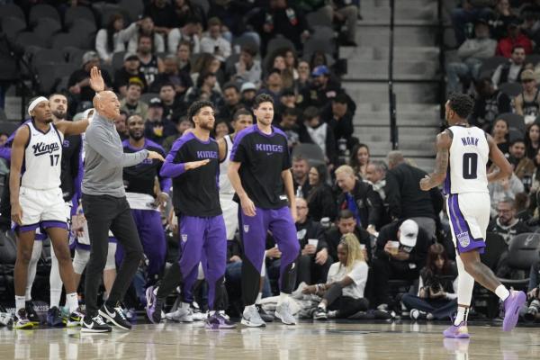 Kings, Jazz face off in search of some momentum