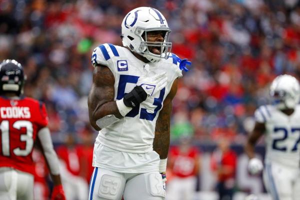 3-time All-Pro LB Shaquille Leonard to retire with Colts