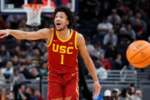Top USC scorer Desmond Claude transfers to Washington