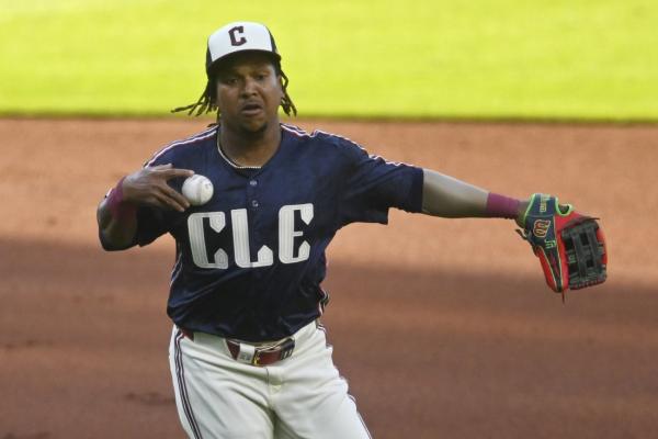 Guardians cool off Phillies with shutout win