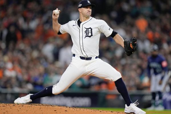 Tigers RHP Jack Flaherty picks up $20M player option for 2026