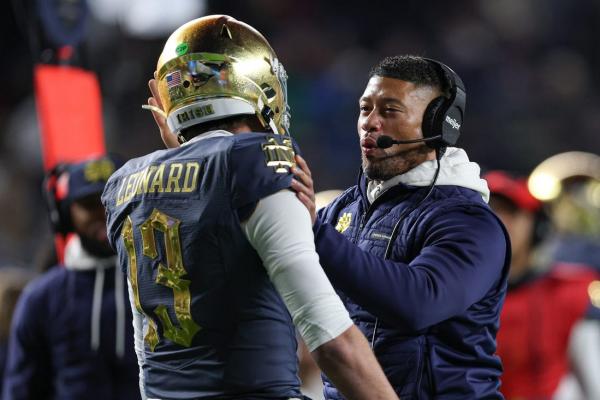 CFP notebook: Coaches count on veterans to lead Notre Dame, Ohio State