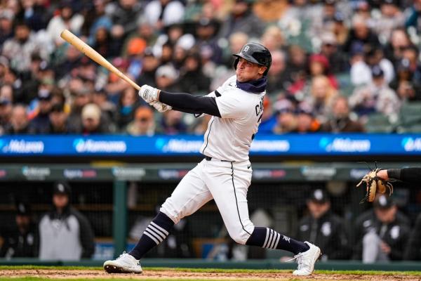 Incoming cold weather forces schedule change for Tigers-Yankees series