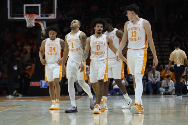 No. 18 Arkansas, No. 19 Tennessee set to open SEC ‘storm’