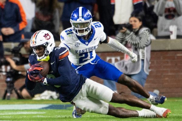 Kentucky’s defense shuts down Auburn in low-scoring win