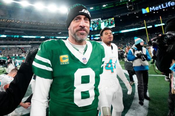 Reports: Steelers signing Aaron Rodgers to 1-year deal