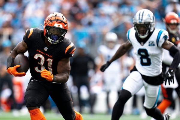 Bengals RB Zack Moss (neck) out indefinitely; TE Erick All tears ACL again thumbnail