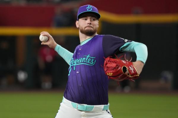 Ryne Nelson retires 16 straight as Diamondbacks knock off Royals