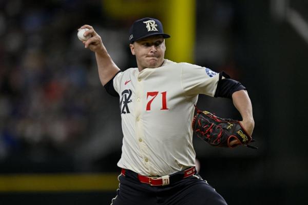 Rangers place RP Jacob Webb on IL, call up Luis Curvelo