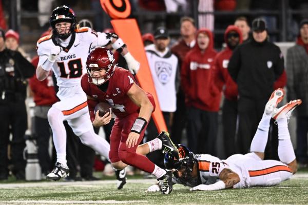 Washington State dismantles Utah State in Famous Idaho Potato Bowl