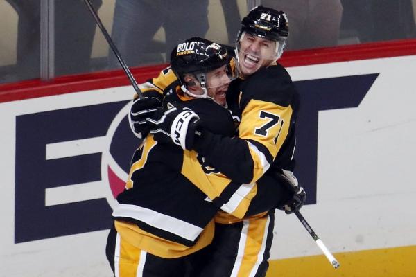 NHL roundup: Evgeni Malkin, Pens enjoy historic night