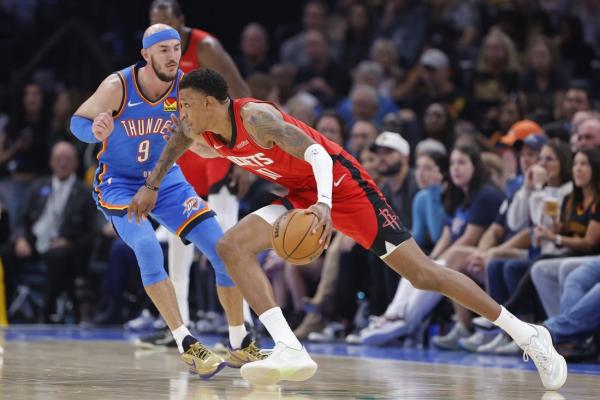 Thunder G Alex Caruso sustains concussion in opener