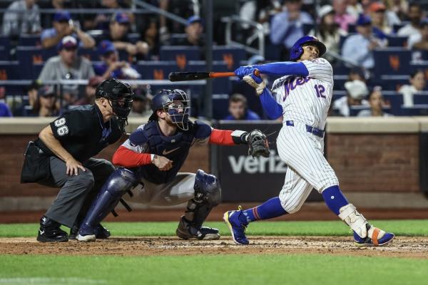 Rolling Mets knock off Red Sox