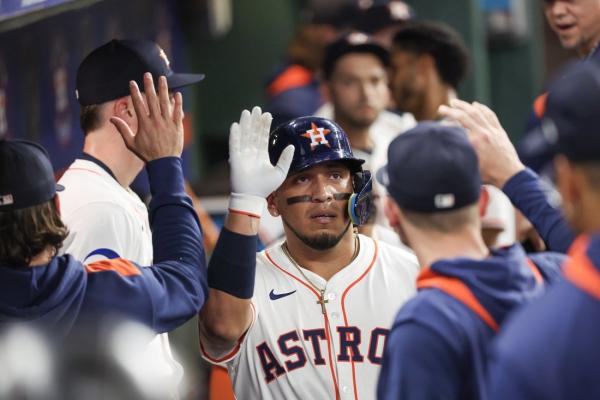 Jeremy Pena, Astros claim series from Royals