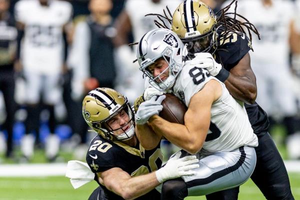 Raiders’ Brock Bowers sets record for receiving yards by rookie TE