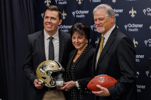 Saints re-sign lease to play at Superdome through 2035