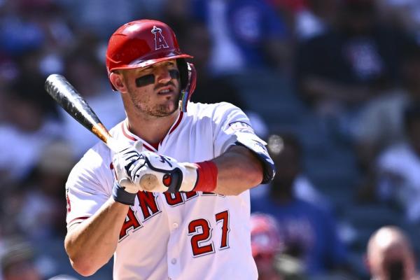 Mike Trout scratched from Angels game due to skin infection