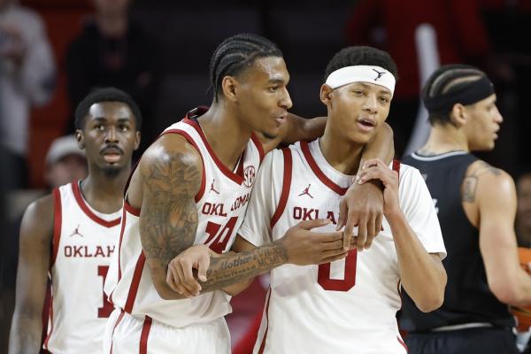 Oklahoma hunting another upset as No. 17 Kentucky visits