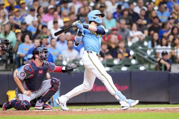 Brewers drop big inning on Nationals to win fifth straight