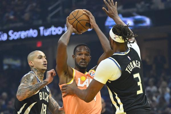 Donovan Mitchell collects 37 as Cavaliers outclass Bucks