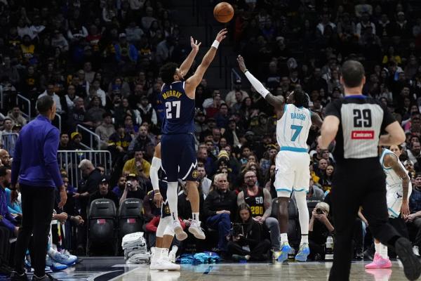 Behind Nikola Jokic, Nuggets handle Hornets, extend win streak