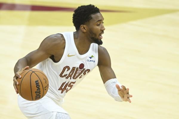 Frustration fuels Cavaliers, Bucks in divisional matchup