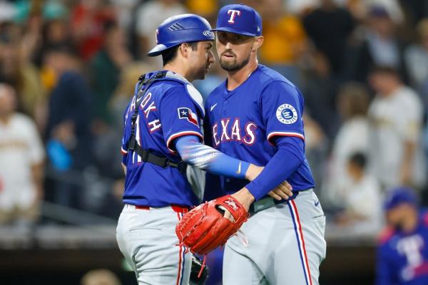 Kyle Higashioka’s monster night lifts Rangers past Padres